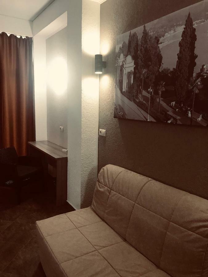 Hotel Bereg Evkaliptov Tsandrypsh Exterior photo